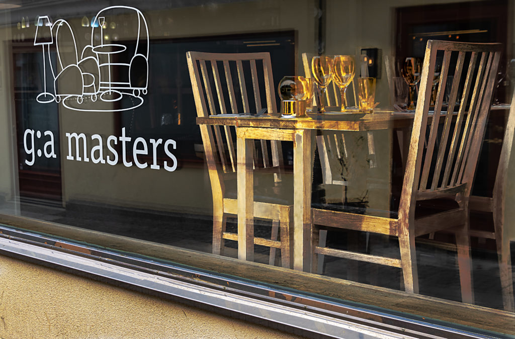 Visby Restaurantfenster des Gamla Masters