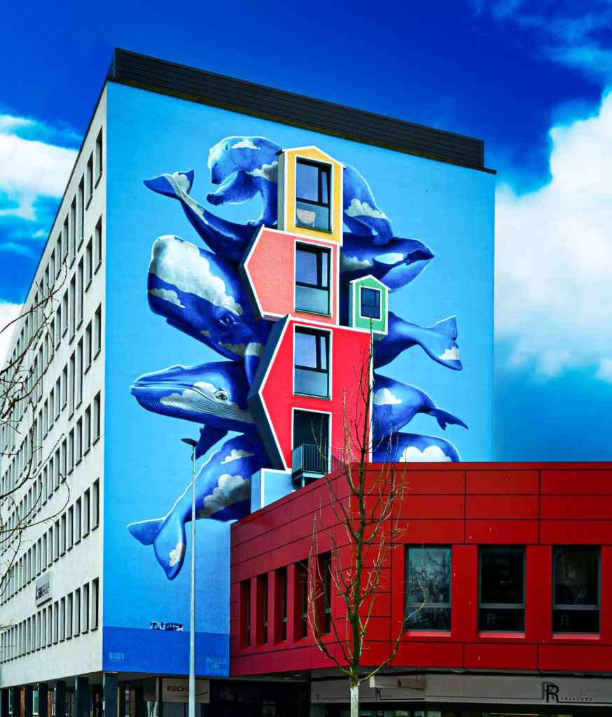 Graffiti an einer Häuserwand in Hamburg-Harburg