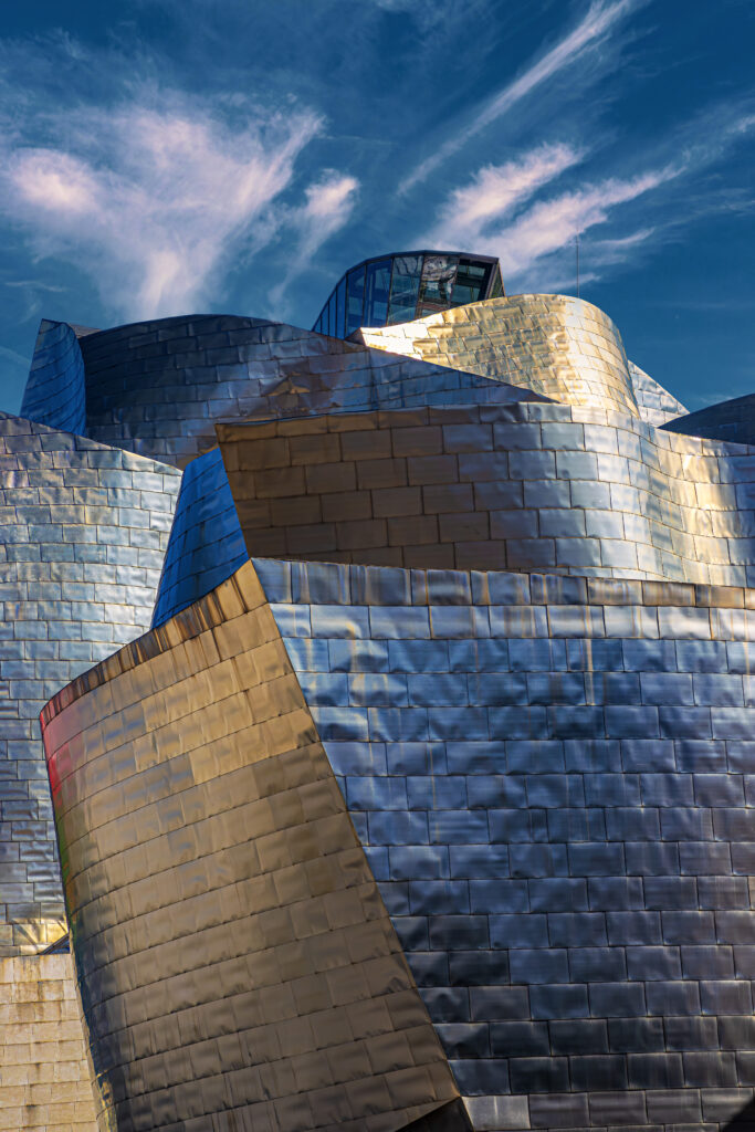 Guggenheim Museum Bilbao; alles glitzert und blinkt